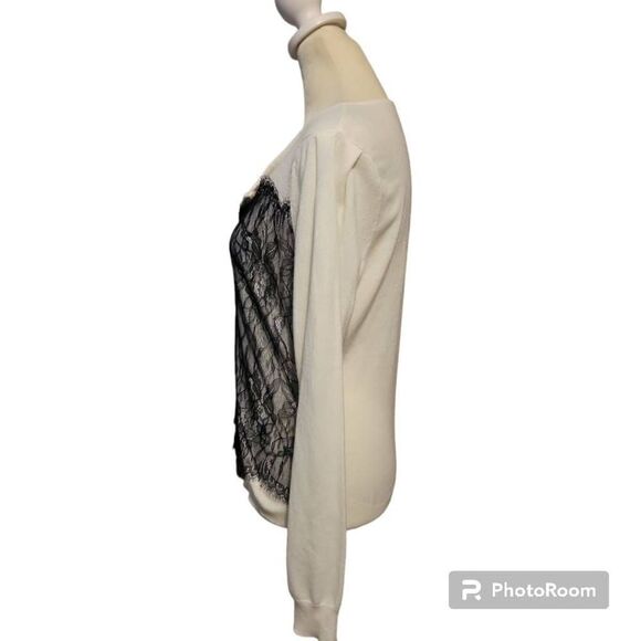 New York & Company Women's White Button Up Sweater with Black Lace Size Medium - Picture 5 of 6